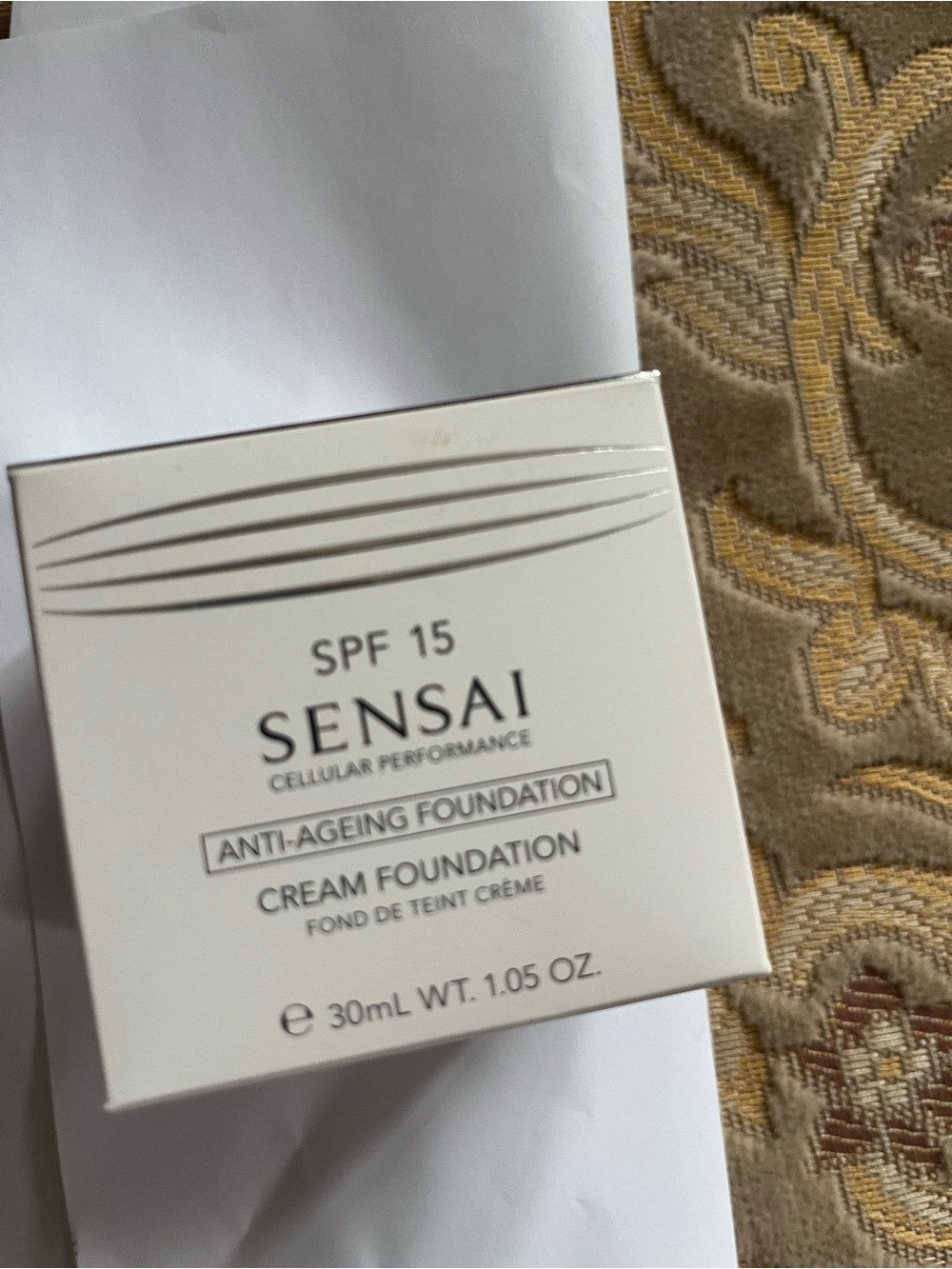 Sensai Anti-Ageing Cream Foundation SPF 15